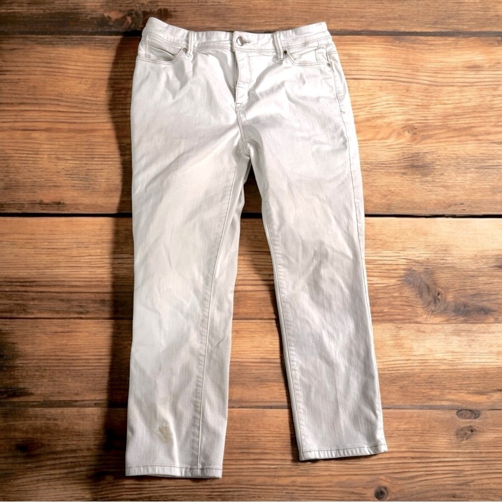 Light white Casual Pants Chicos Slimming jeans
